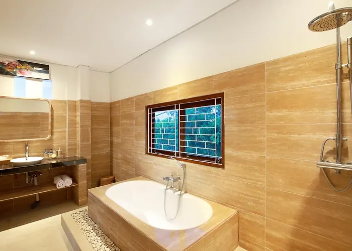 ホリデーパーク Kandahill Bali 4*