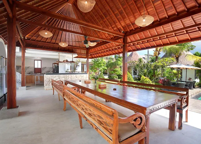 ホリデーパーク Kandahill Bali 4*
